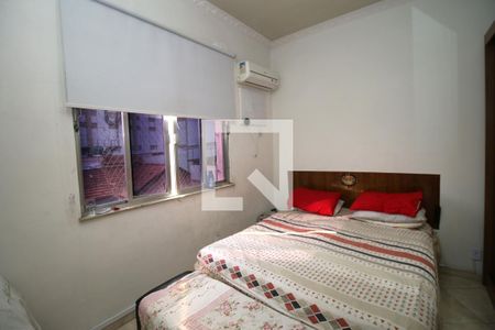 Quarto 1 de apartamento para alugar com 2 quartos, 67m² em Ramos, Rio de Janeiro