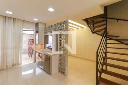 Sala de casa de condomínio à venda com 3 quartos, 85m² em Jardim Shangai, Jundiaí