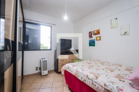 Quarto de apartamento à venda com 2 quartos, 56m² em Parque Taboão, Taboão da Serra