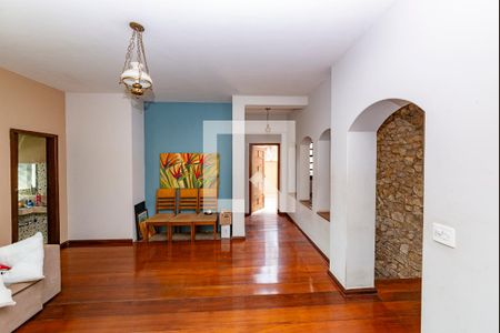 Sala 2 de casa à venda com 4 quartos, 310m² em Santa Lúcia, Belo Horizonte