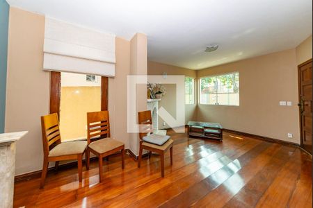 Sala 1 de casa à venda com 4 quartos, 310m² em Santa Lúcia, Belo Horizonte