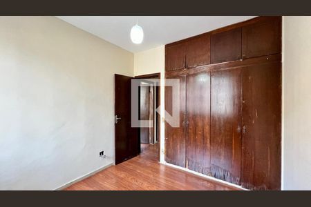 quarto de apartamento para alugar com 4 quartos, 250m² em Santo Antônio, Belo Horizonte