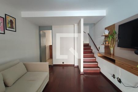 Sala de casa de condomínio à venda com 2 quartos, 97m² em Vila Maria Eugênia, Campinas