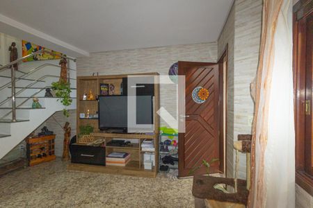 Sala de casa de condomínio à venda com 3 quartos, 105m² em Niterói, Canoas