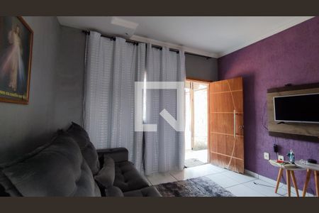 Casa 1 sala de casa à venda com 5 quartos, 200m² em Oitis, Contagem