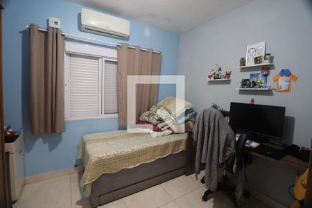 Sala de casa à venda com 2 quartos, 90m² em São José, Canoas