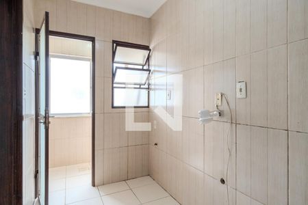 Cozinha de apartamento à venda com 1 quarto, 42m² em Teresópolis, Porto Alegre