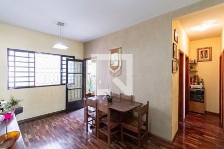 Sala de casa de condomínio à venda com 3 quartos, 75m² em Vila Jardim Leblon, Belo Horizonte