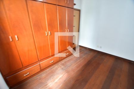 Quarto 1 - Armários de apartamento para alugar com 2 quartos, 86m² em Maria Monteiro, Campinas