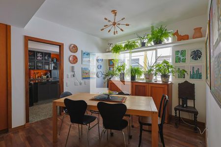 Sala de apartamento à venda com 3 quartos, 130m² em Funcionários, Belo Horizonte