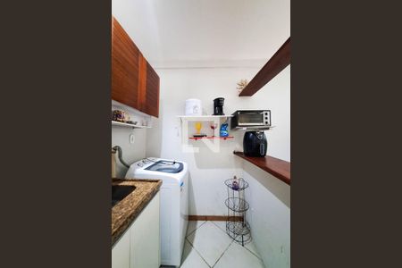 Sala/Cozinha de kitnet/studio à venda com 1 quarto, 38m² em Itaipu, Niterói