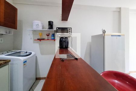 Sala/Cozinha de kitnet/studio à venda com 1 quarto, 38m² em Itaipu, Niterói