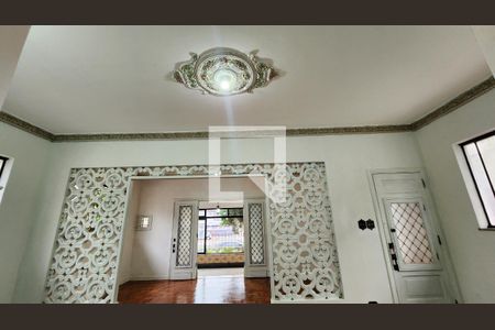 Detalhe Sala de casa para alugar com 4 quartos, 364m² em Macuco, Santos