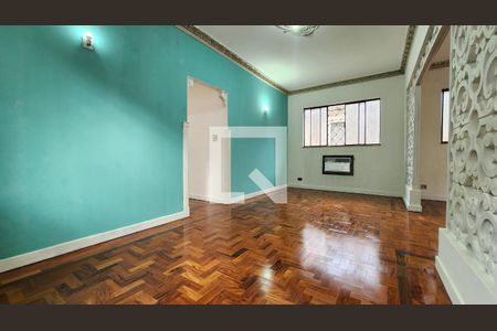 Sala de casa para alugar com 4 quartos, 364m² em Macuco, Santos