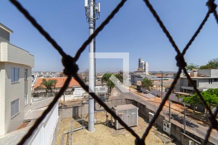 Vista da sala 1 de apartamento para alugar com 4 quartos, 200m² em Ouro Preto, Belo Horizonte