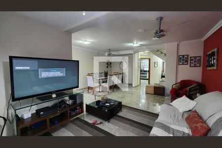 Sala de casa para alugar com 4 quartos, 260m² em Embaré, Santos