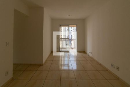 Sala de apartamento para alugar com 3 quartos, 70m² em Picanço, Guarulhos