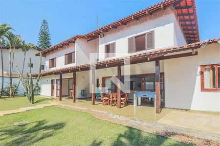 Casa à venda com 4 quartos, 621m² em Interlagos, São Paulo