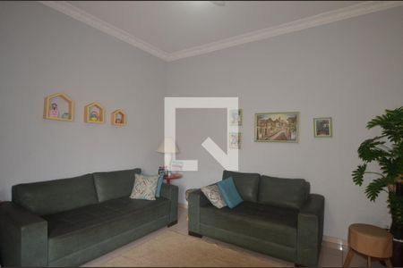 Sala de casa à venda com 4 quartos, 165m² em Irajá, Rio de Janeiro