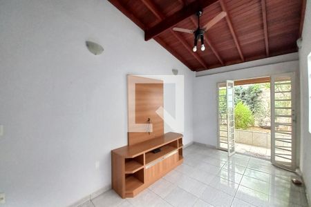 Sala de TV de casa para alugar com 3 quartos, 180m² em Parque Via Norte, Campinas