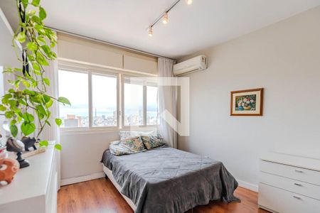 Quarto de apartamento à venda com 1 quarto, 74m² em Centro Histórico, Porto Alegre