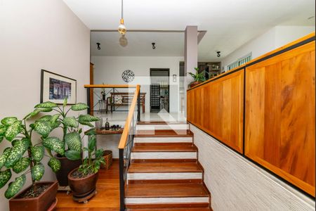 Sala 1 de casa à venda com 4 quartos, 275m² em Santa Lúcia, Belo Horizonte