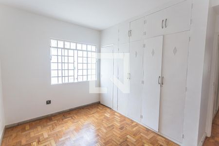 Suíte de apartamento para alugar com 3 quartos, 95m² em Funcionários, Belo Horizonte