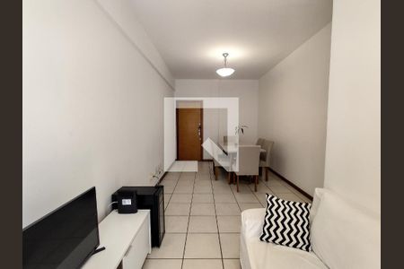 Sala de apartamento à venda com 2 quartos, 70m² em Funcionários, Belo Horizonte