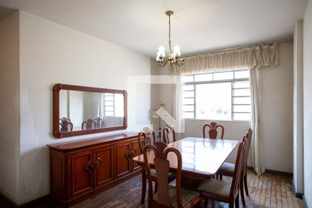 Sala de apartamento para alugar com 3 quartos, 90m² em Santa Efigênia, Belo Horizonte