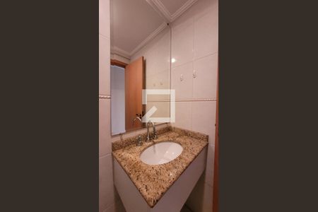 Lavabo de apartamento para alugar com 3 quartos, 104m² em Vila Gilda, Santo André