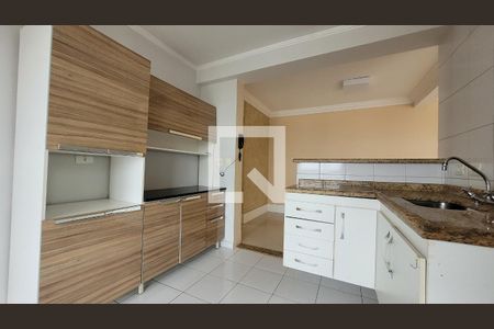 Cozinha de apartamento para alugar com 3 quartos, 104m² em Vila Gilda, Santo André