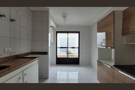 Cozinha de apartamento para alugar com 3 quartos, 104m² em Vila Gilda, Santo André