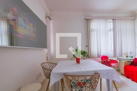 Sala de apartamento para alugar com 2 quartos, 60m² em Barra, Salvador