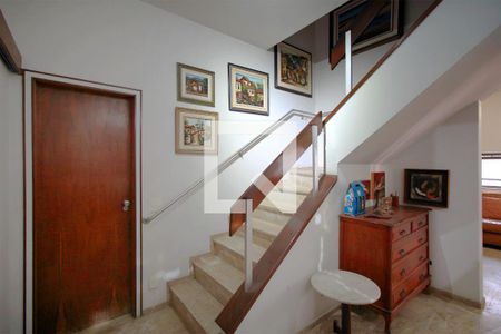 Hall de casa à venda com 5 quartos, 174m² em Centro, Belo Horizonte