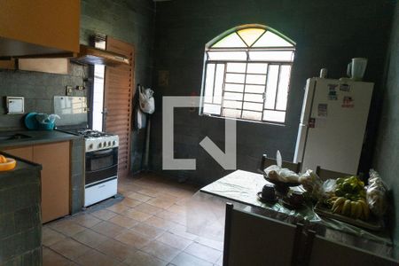 Cozinha de casa à venda com 5 quartos, 360m² em São Joaquim, Contagem