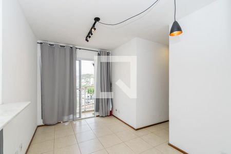 Sala de apartamento à venda com 2 quartos, 50m² em Irajá, Rio de Janeiro