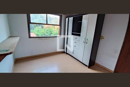 Quarto 1 de casa para alugar com 4 quartos, 245m² em Parque Monte Alegre, Taboão da Serra