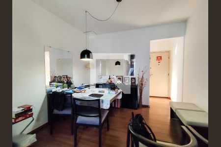 Sala de apartamento para alugar com 3 quartos, 85m² em Buritis, Belo Horizonte