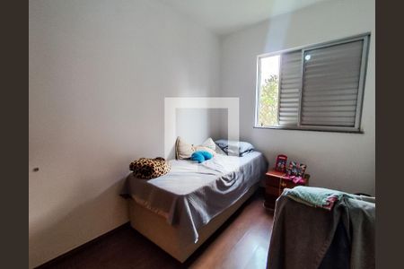 Quarto 2 de apartamento para alugar com 3 quartos, 85m² em Buritis, Belo Horizonte