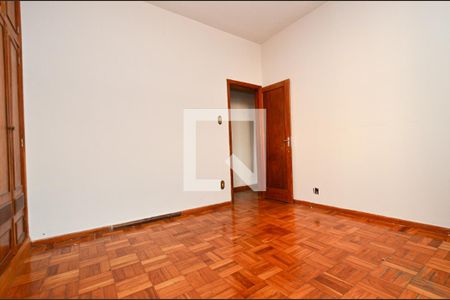 Quarto 2 de apartamento para alugar com 3 quartos, 110m² em Santo Agostinho, Belo Horizonte