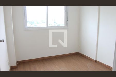 Quarto 3 de apartamento para alugar com 3 quartos, 67m² em Passo da Areia, Porto Alegre