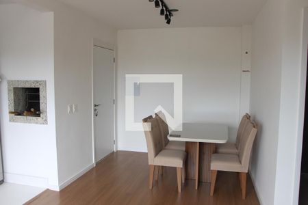 Sala de apartamento para alugar com 3 quartos, 67m² em Passo da Areia, Porto Alegre