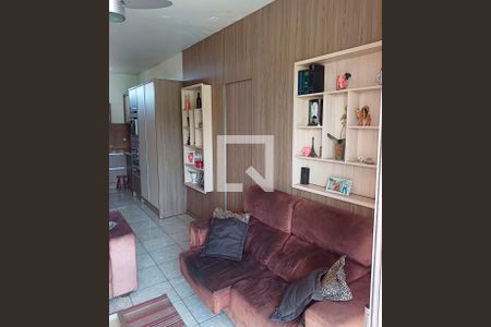 Sala de casa para alugar com 4 quartos, 200m² em Jardim Cidade de Florianópolis, São José