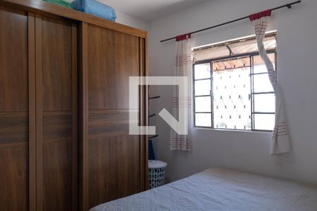 Quarto de casa à venda com 3 quartos, 360m² em Santa Maria, Belo Horizonte