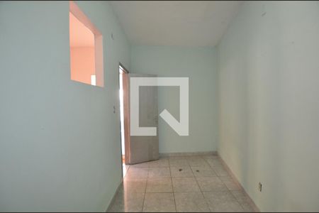 Quarto 1 de casa à venda com 2 quartos, 60m² em Irajá, Rio de Janeiro