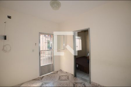 Sala de casa à venda com 2 quartos, 60m² em Irajá, Rio de Janeiro