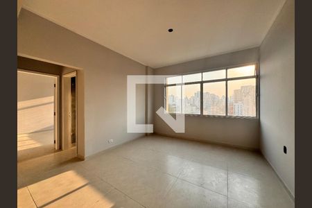 Sala/ cozinha  de apartamento à venda com 1 quarto, 62m² em Centro, Santo André