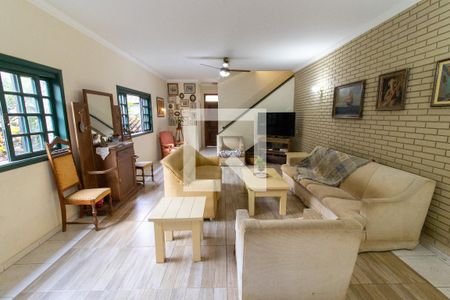 Sala de casa à venda com 4 quartos, 340m² em Vila Brandina, Campinas