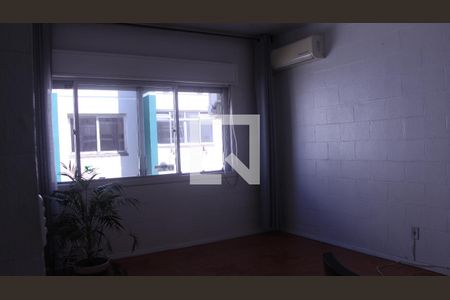 Sala de apartamento para alugar com 1 quarto, 50m² em Rubem Berta, Porto Alegre