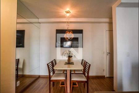 Sala de apartamento à venda com 2 quartos, 66m² em Vila Metalúrgica, Santo André